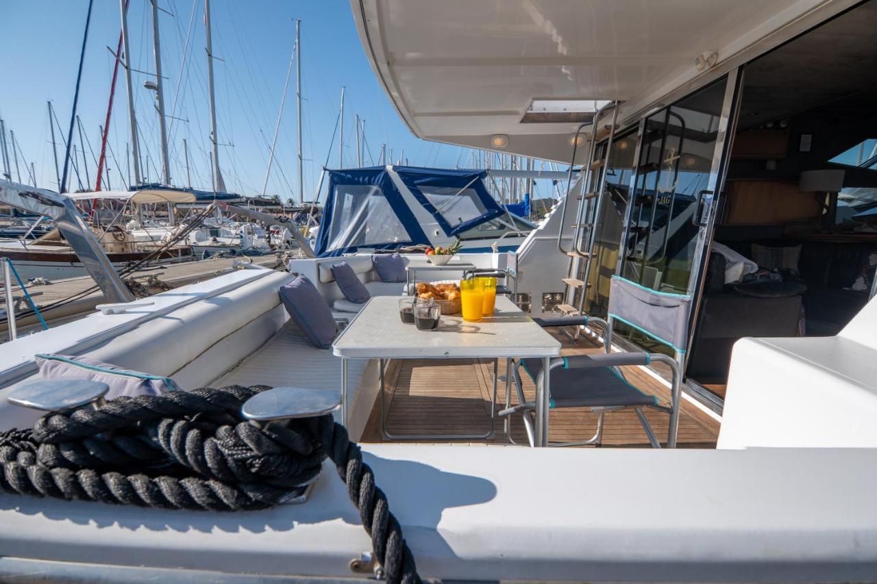 Hebergements Bateaux A Quai Porquerolles Exterior foto