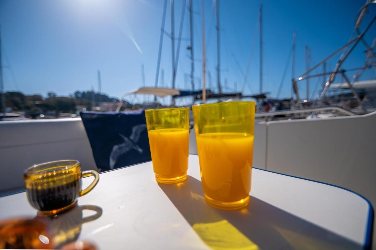 Hebergements Bateaux A Quai Porquerolles Exterior foto